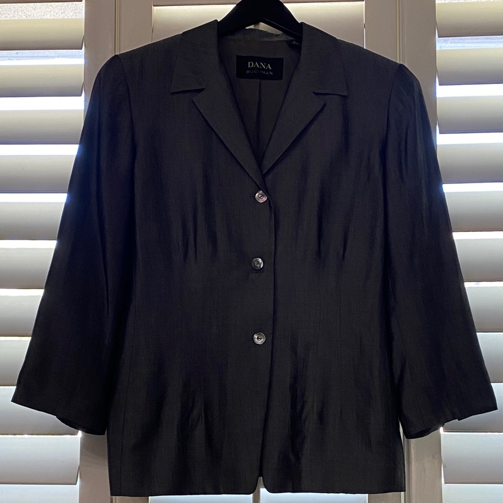 Dana Buchman Classic Black Blazer. Size 10.